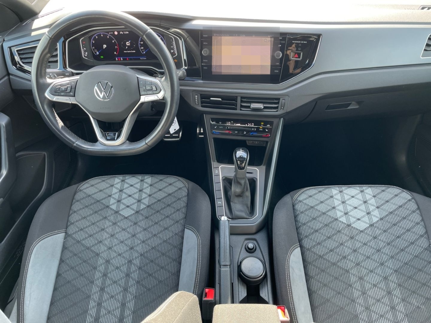 Volkswagen Taigo R-Line 1.0 TSI DSG MATRIX/NAVI/KAMERA/PANO foto 10