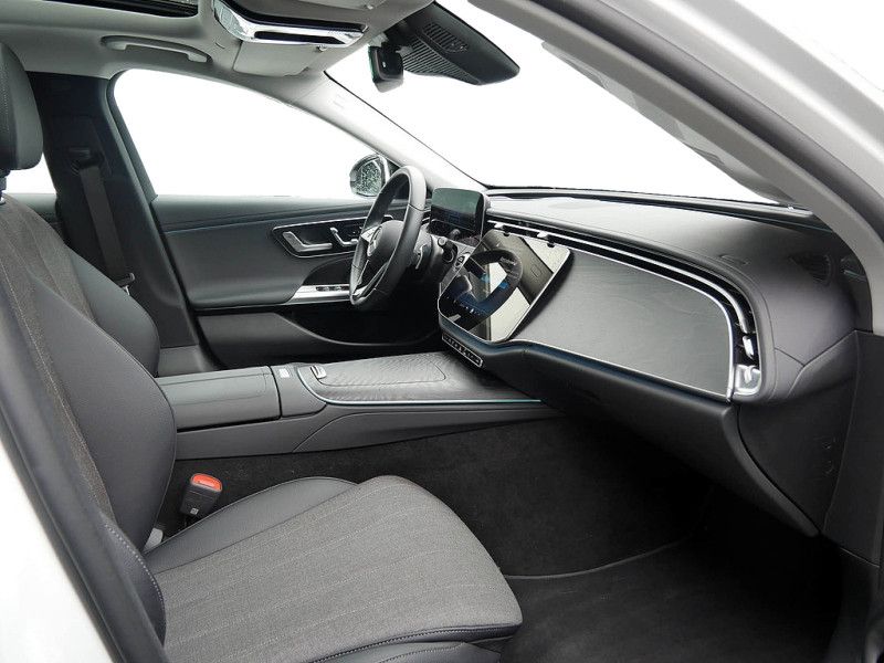 Mercedes-Benz E 400 e 4M , Avantgarde Navi LED Memo 360° Distr foto 5