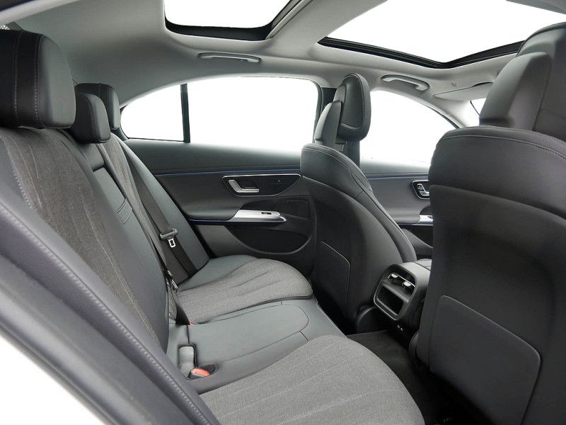 Mercedes-Benz E 400 e 4M , Avantgarde Navi LED Memo 360° Distr foto 6