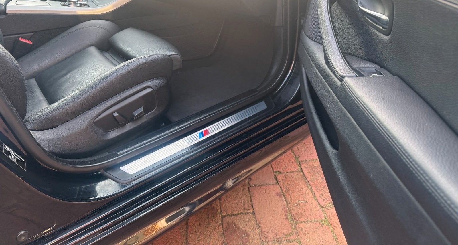 BMW 530 Touring M Packet xDrive/Pano/BIXE/AHK/LEDER foto 11