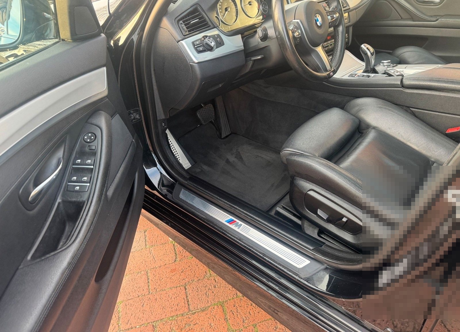 BMW 530 Touring M Packet xDrive/Pano/BIXE/AHK/LEDER foto 13