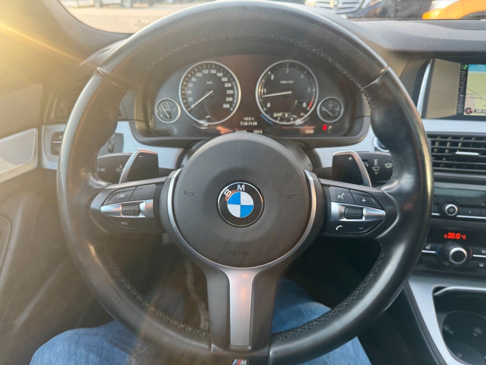 BMW 530 Touring M Packet xDrive/Pano/BIXE/AHK/LEDER foto 21