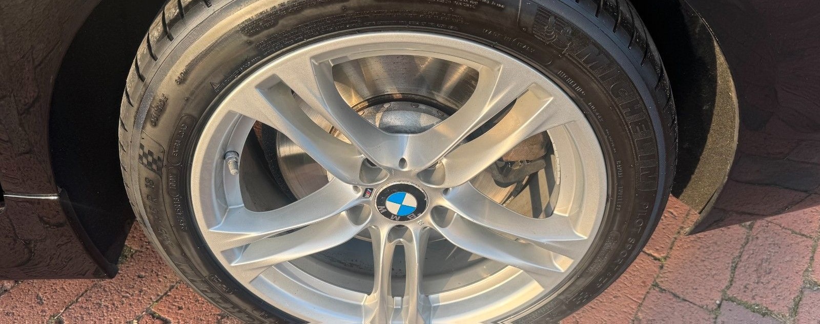 BMW 530 Touring M Packet xDrive/Pano/BIXE/AHK/LEDER foto 30