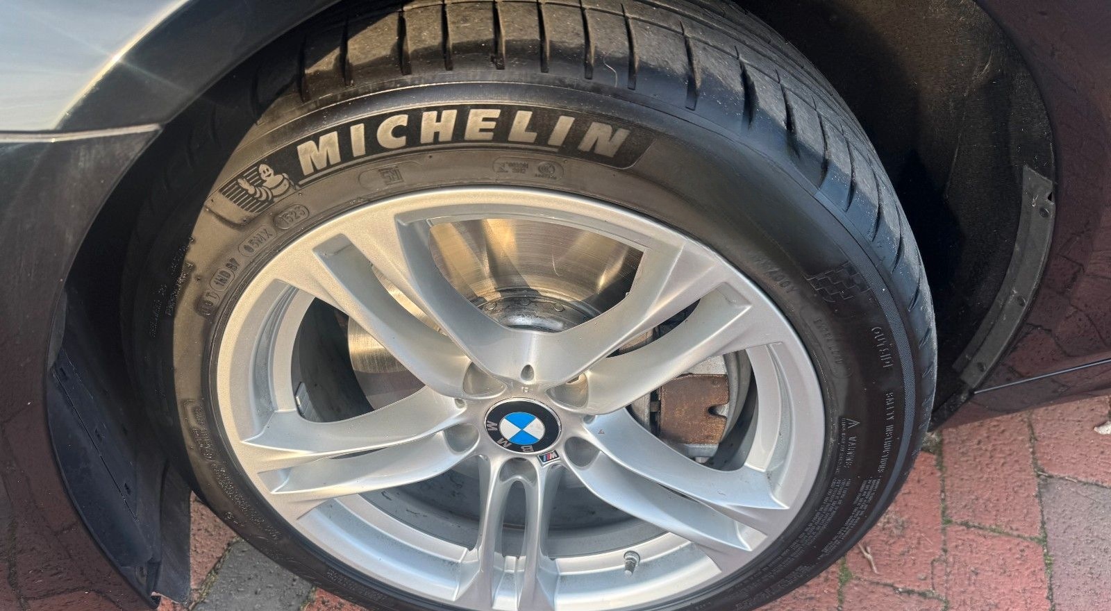 BMW 530 Touring M Packet xDrive/Pano/BIXE/AHK/LEDER foto 31