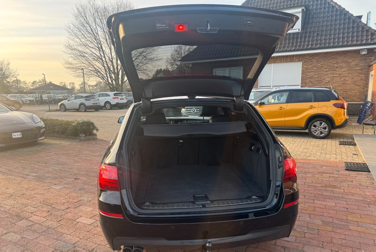 BMW 530 Touring M Packet xDrive/Pano/BIXE/AHK/LEDER foto 9