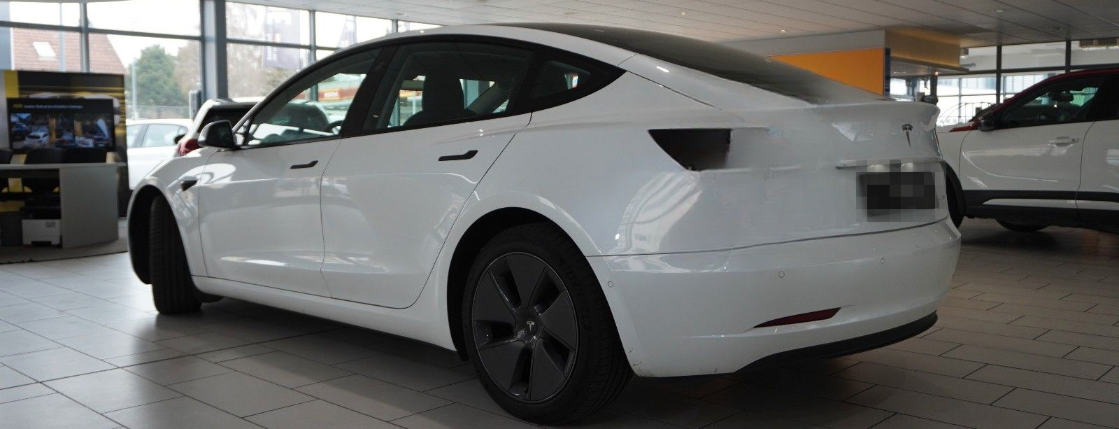 Tesla Model 3 LONGRANGE DUAL-MOTOR NAVI/KAMERA/PANO/SH foto 14