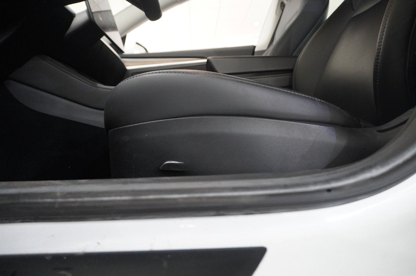 Tesla Model 3 LONGRANGE DUAL-MOTOR NAVI/KAMERA/PANO/SH foto 16