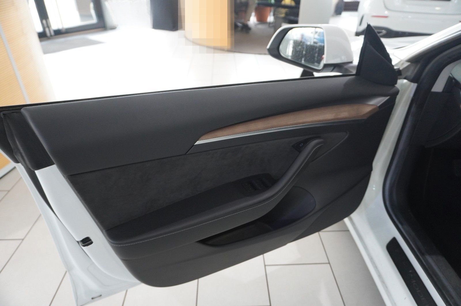 Tesla Model 3 LONGRANGE DUAL-MOTOR NAVI/KAMERA/PANO/SH foto 17