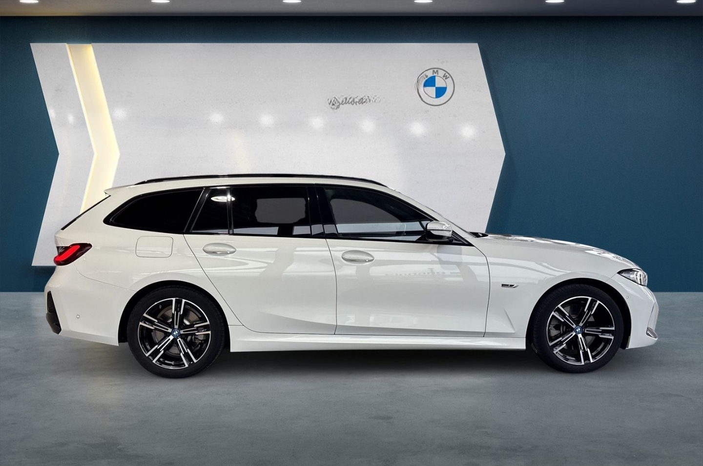 BMW 320 M Sport e Touring Park-Assistent  Navi Digit foto 3