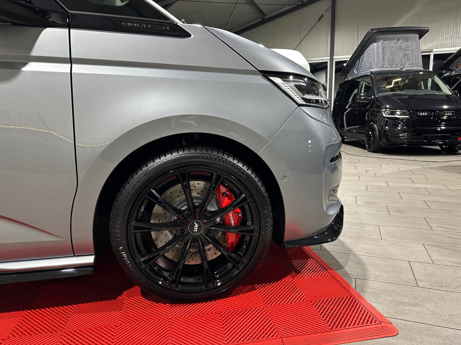 Volkswagen T7 Multivan ABT Brembo  Edition Glossy B 20 Zoll foto 8