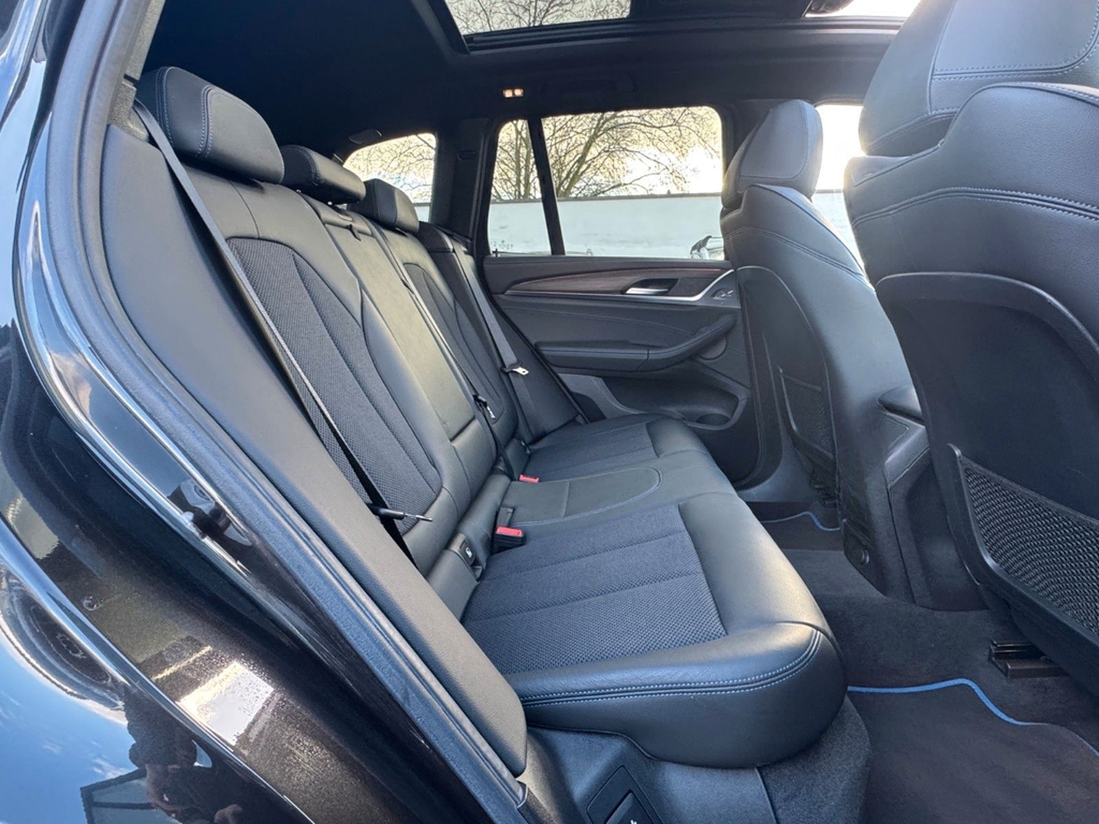 BMW X3 xDrive 20d MSport*AHK*Head-up*Kamera*Pano* foto 20
