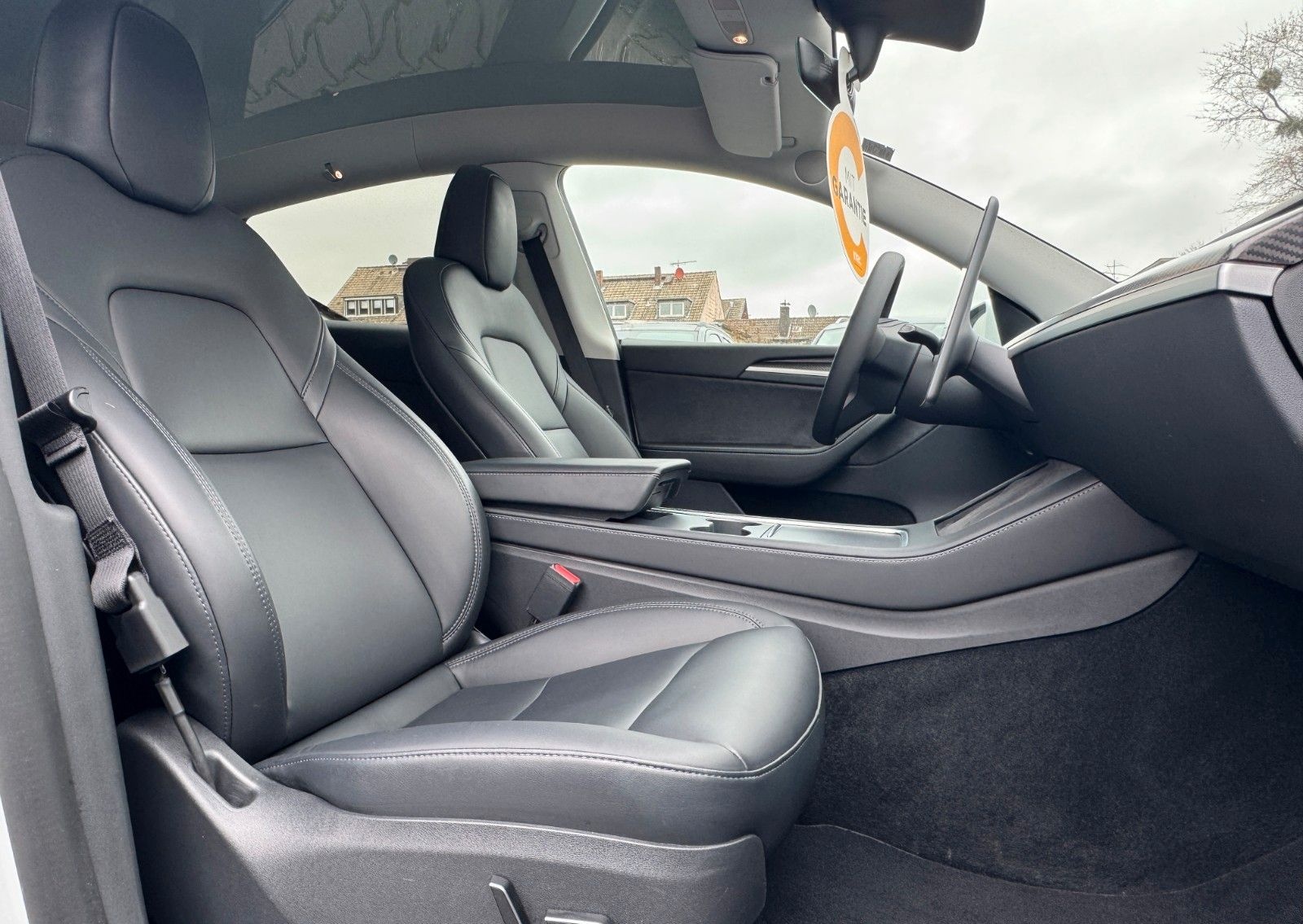 Tesla Model Y Performance Dual AWD*White/Black*21 Zoll foto 18