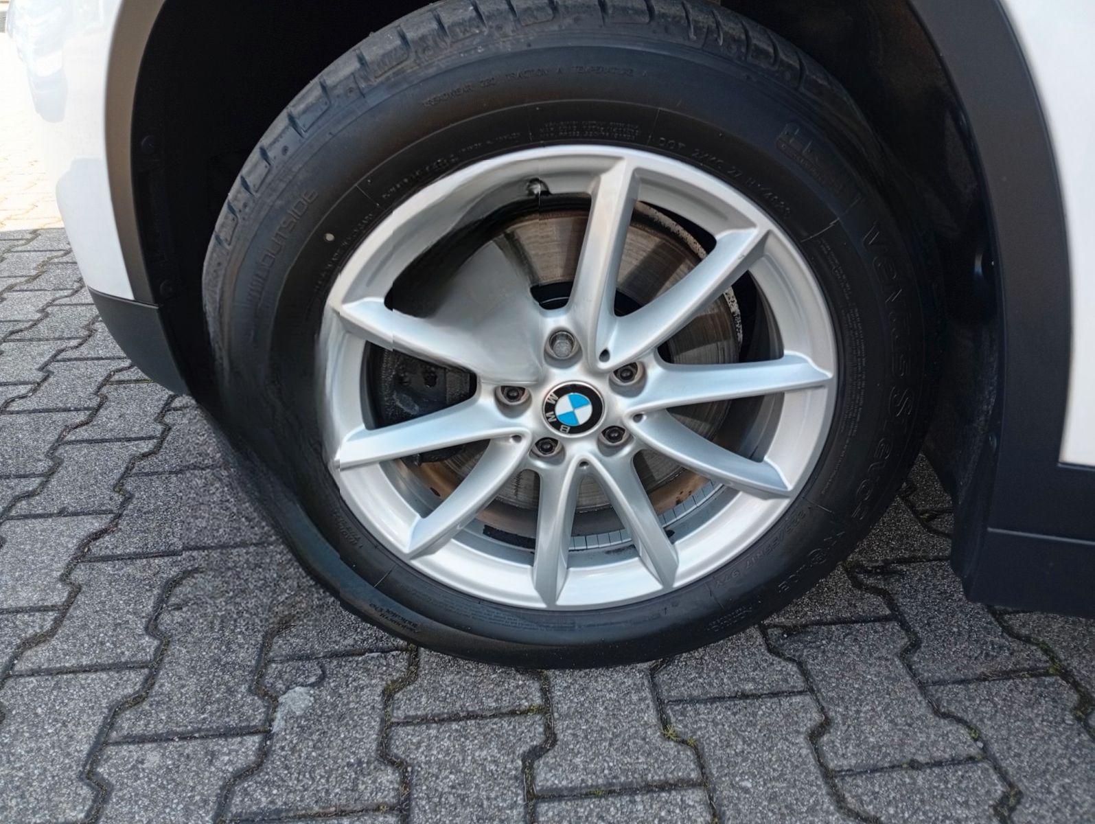 BMW X1 xDrive 20 d Advantage / Navi foto 18