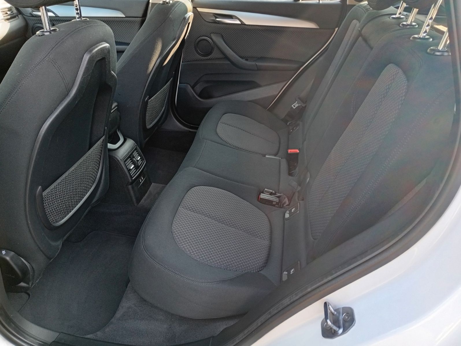 BMW X1 xDrive 20 d Advantage / Navi foto 10