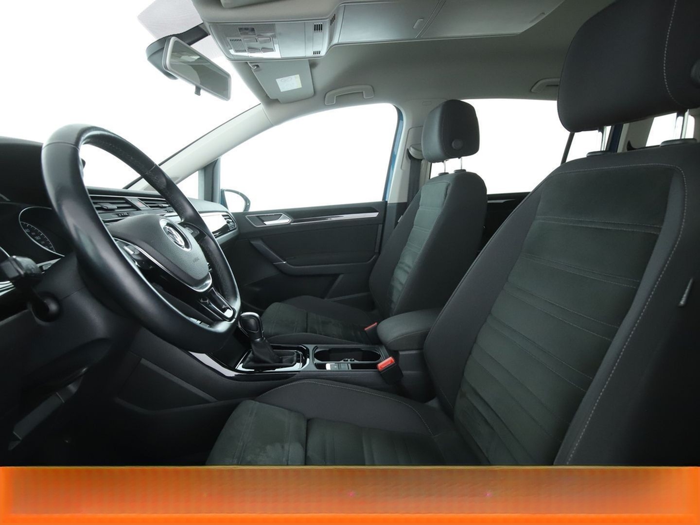 Volkswagen Touran 2.0 TDI HighlineBMT Aut.*NAVI*LED*CAM*PDC foto 10