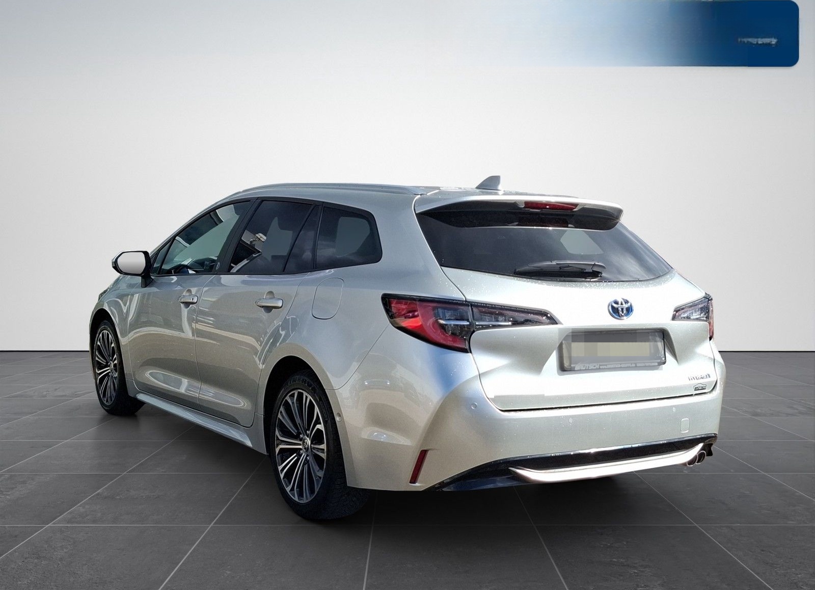 Toyota Corolla Touring Sports 2.0 Hybrid Team D AUTOMAT foto 3