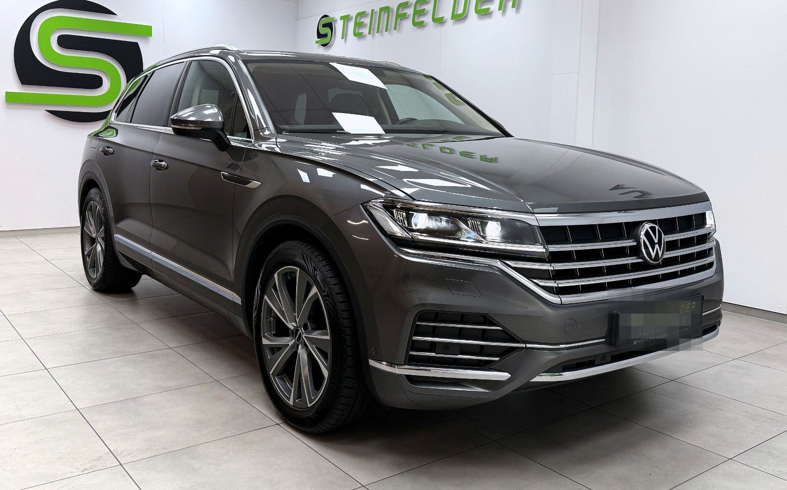 Volkswagen Touareg 3.0 TDI Atmosphere 4Motion / MEMORY /ACC