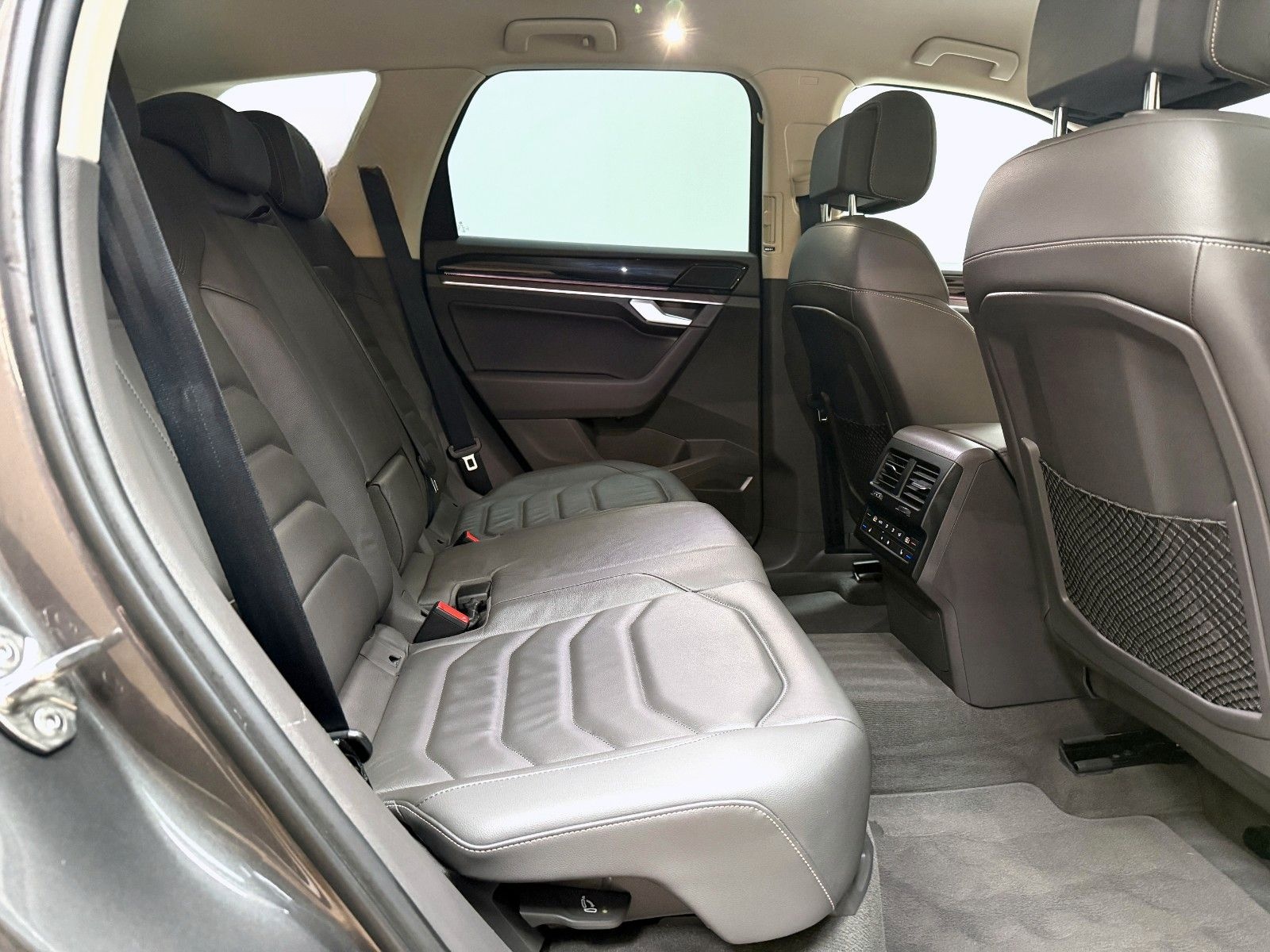 Volkswagen Touareg 3.0 TDI Atmosphere 4Motion / MEMORY /ACC foto 15