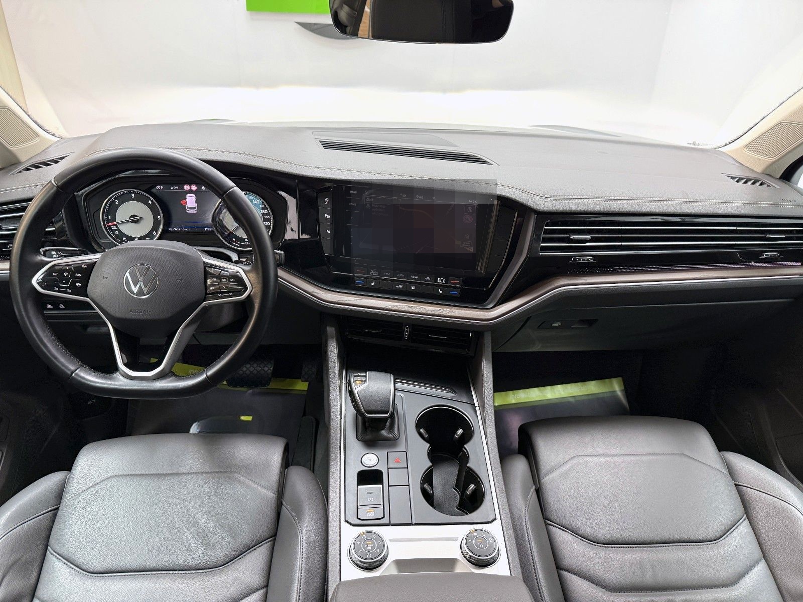 Volkswagen Touareg 3.0 TDI Atmosphere 4Motion / MEMORY /ACC foto 16