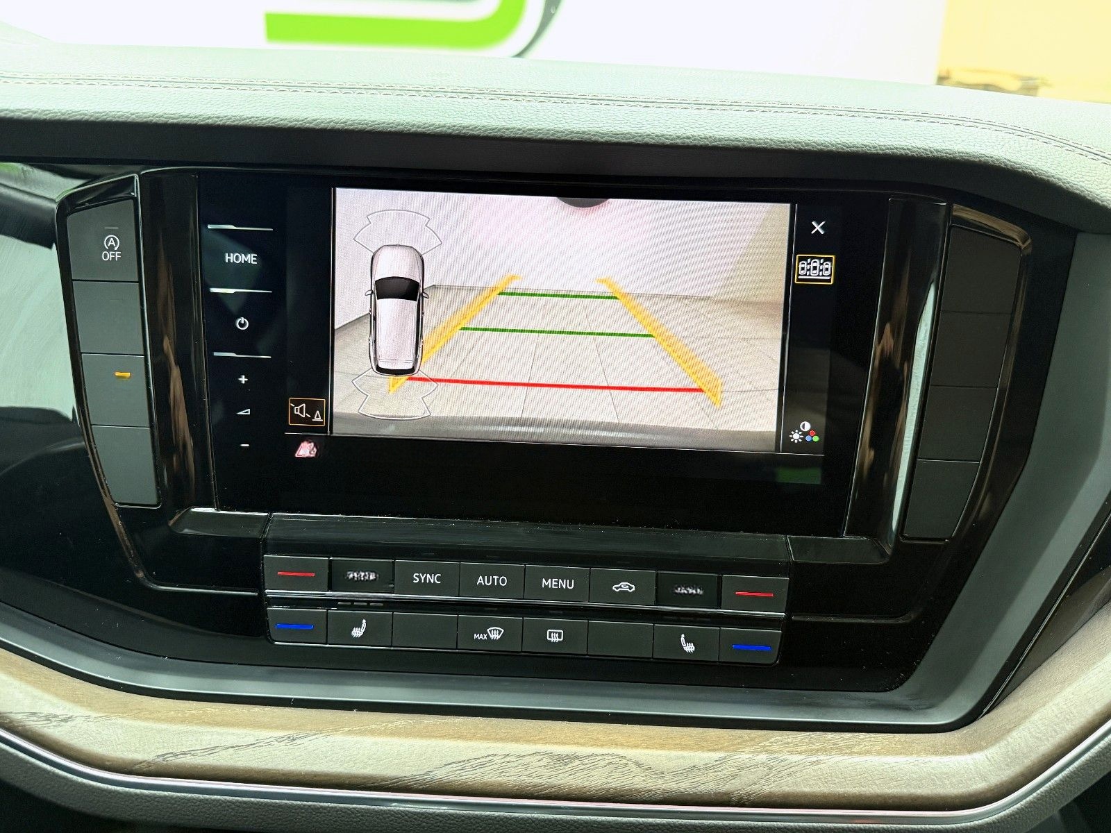 Volkswagen Touareg 3.0 TDI Atmosphere 4Motion / MEMORY /ACC foto 22