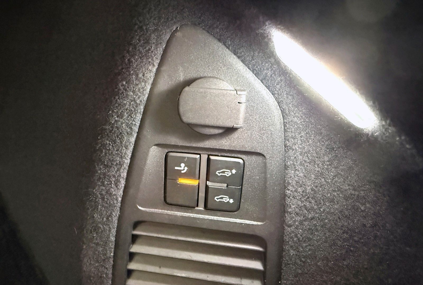 Volkswagen Touareg 3.0 TDI Atmosphere 4Motion / MEMORY /ACC foto 23