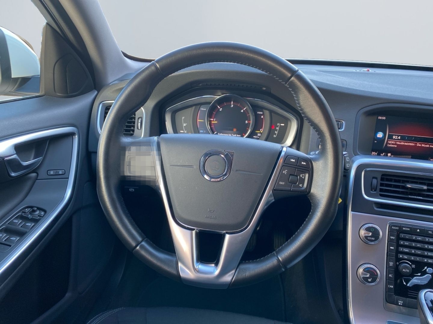 Volvo V60 D6 TwinEngine Geartro Momentum *StHz*AHK*Pan foto 13