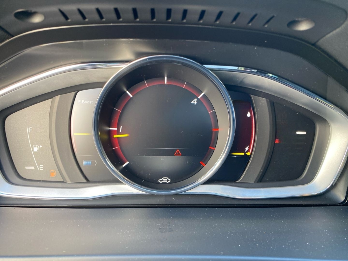 Volvo V60 D6 TwinEngine Geartro Momentum *StHz*AHK*Pan foto 15