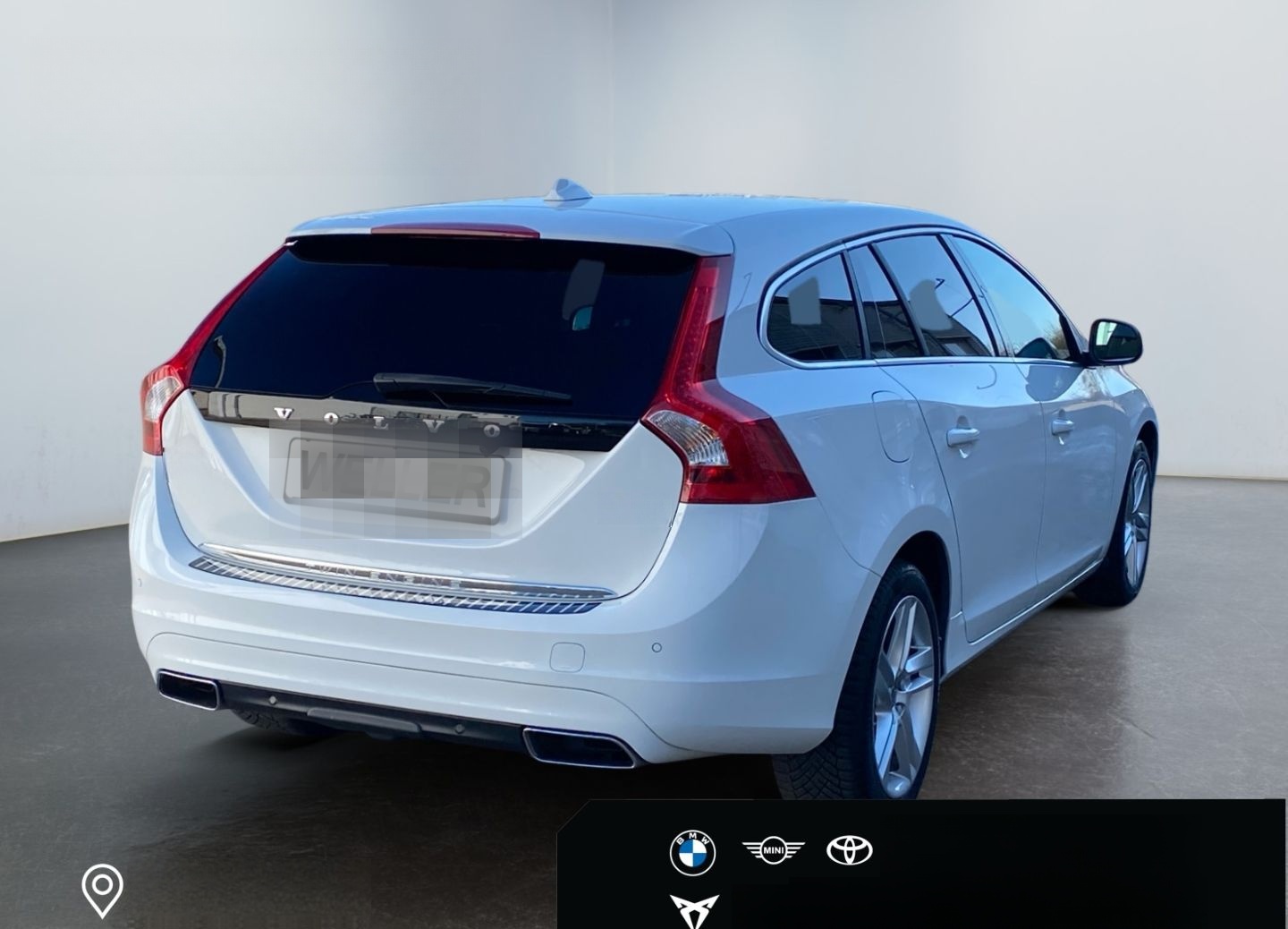 Volvo V60 D6 TwinEngine Geartro Momentum *StHz*AHK*Pan foto 19