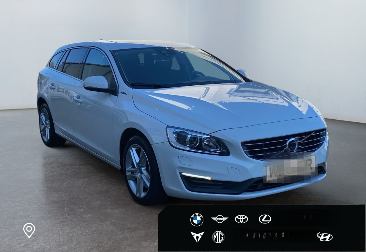 Volvo V60 D6 TwinEngine Geartro Momentum *StHz*AHK*Pan foto 4