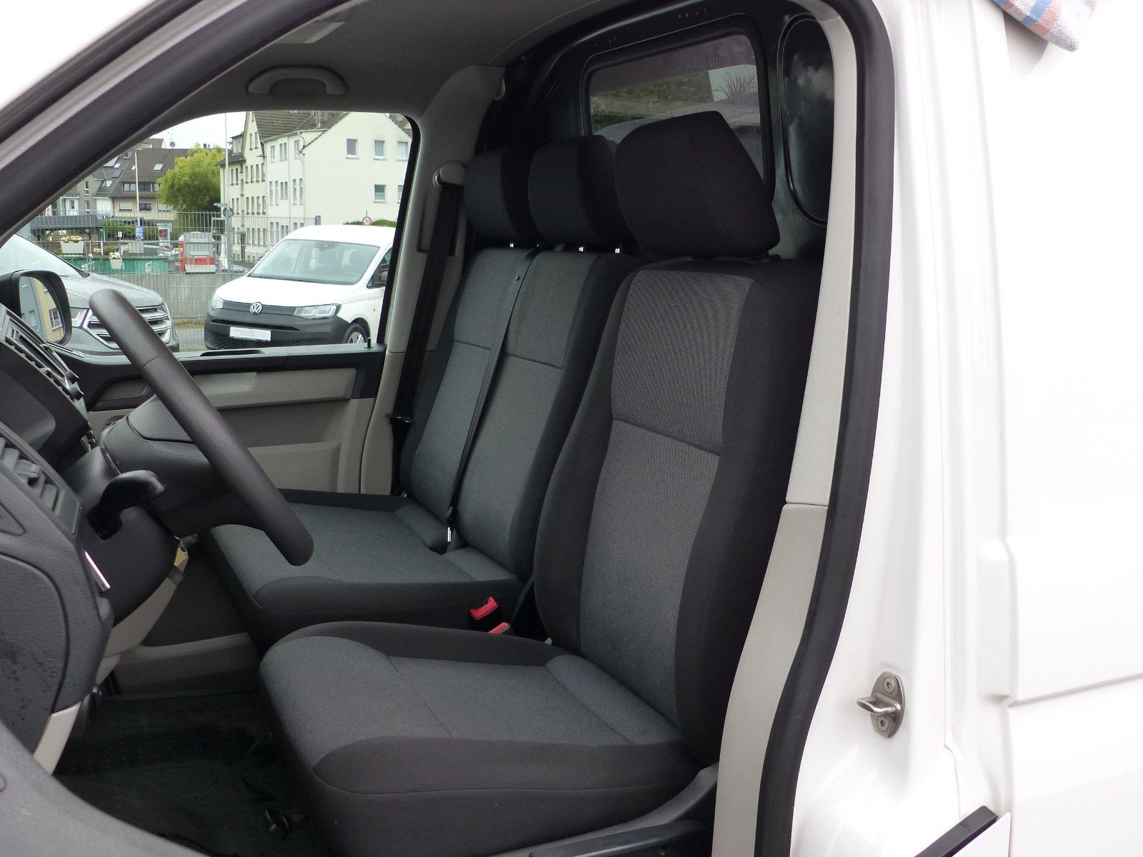 Volkswagen T6 Transporter Kasten lang, Navi, PDC, AHK foto 9