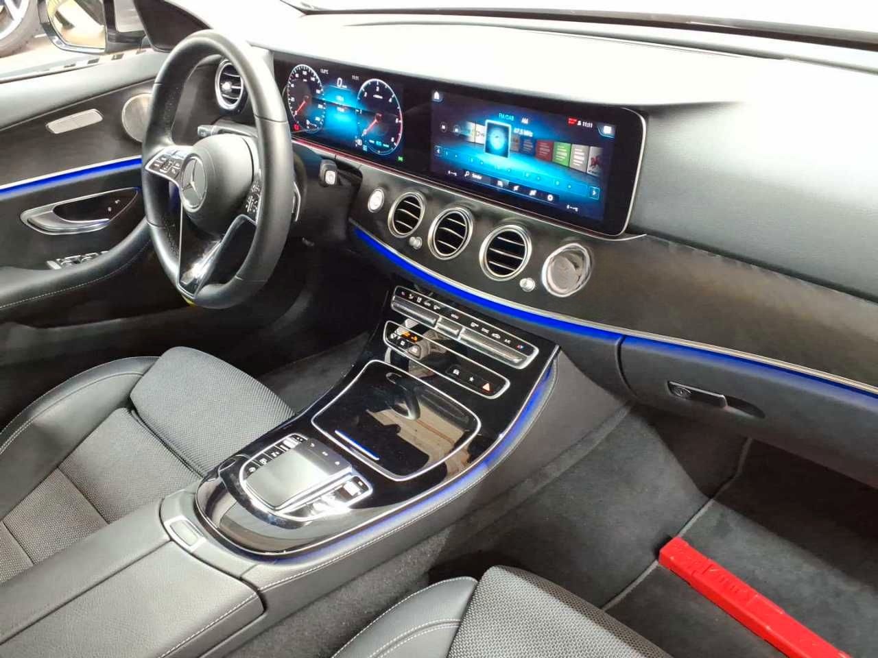 Mercedes-Benz E 220 d T 9G-Ava BusiP AssiP MBUX KAM360 foto 12