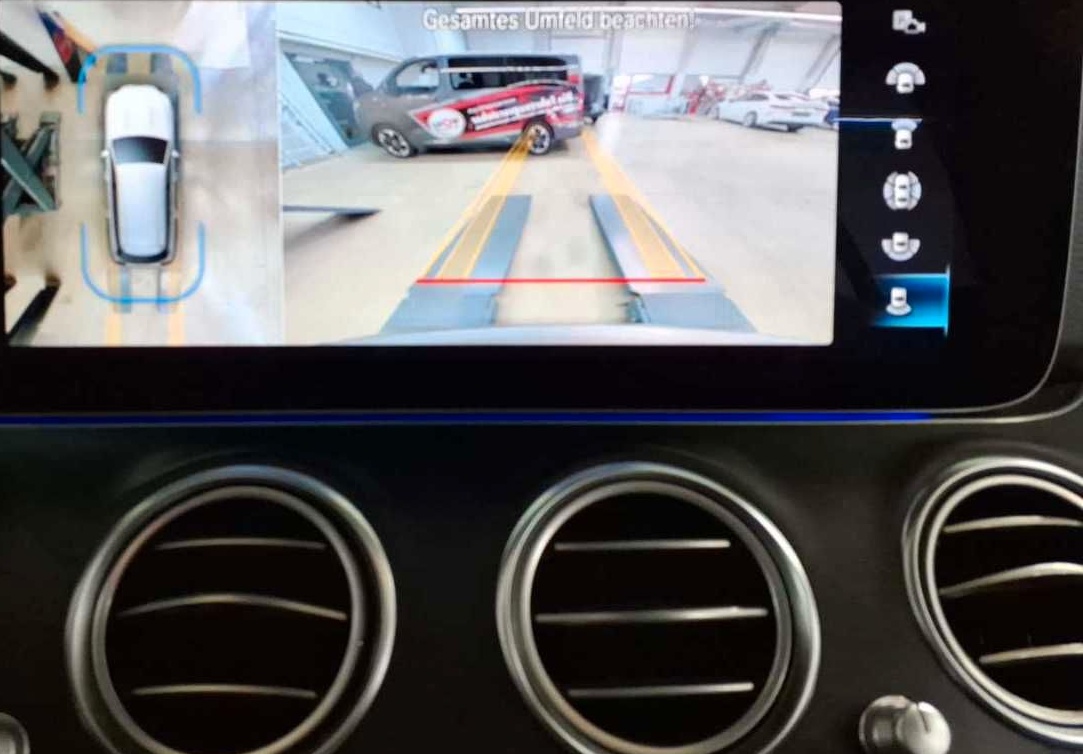 Mercedes-Benz E 220 d T 9G-Ava BusiP AssiP MBUX KAM360 foto 13