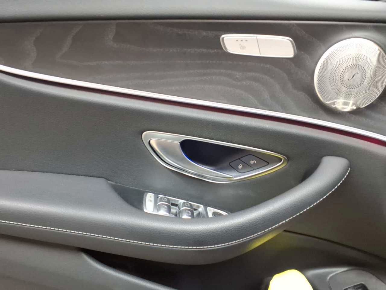 Mercedes-Benz E 220 d T 9G-Ava BusiP AssiP MBUX KAM360 foto 4