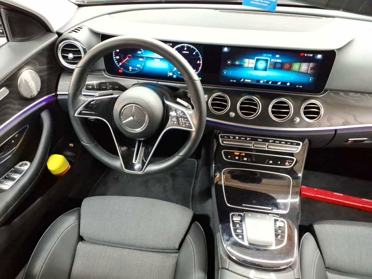 Mercedes-Benz E 220 d T 9G-Ava BusiP AssiP MBUX KAM360 foto 5