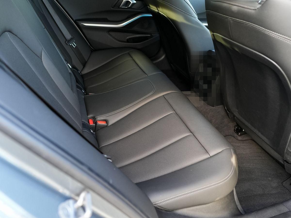 BMW 330d xDrive M-Sport Touring AHK PANO ACC AdLED K foto 19
