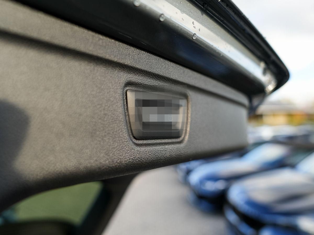 BMW 330d xDrive M-Sport Touring AHK PANO ACC AdLED K foto 23