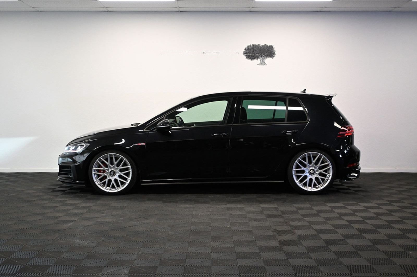 Volkswagen Golf GTI Performance*MATRIX*KEYLESS*RFK*ROTIFORM foto 7