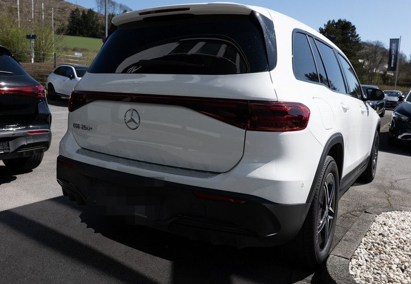 Mercedes-Benz EQB 250+ AMG-Sport/LED/Cam/Night/Totw/Sound/18' foto 4