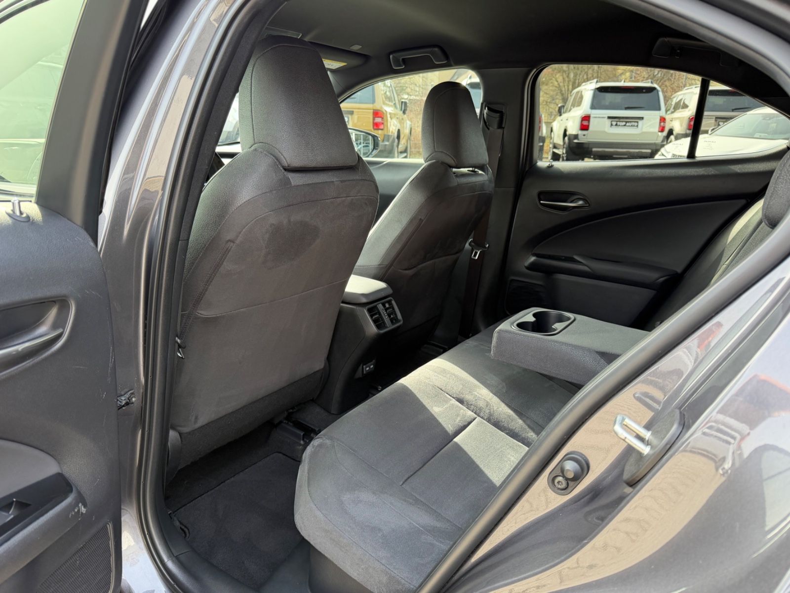 Lexus UX 250 h Style.LED.ACC.Kamera. foto 16