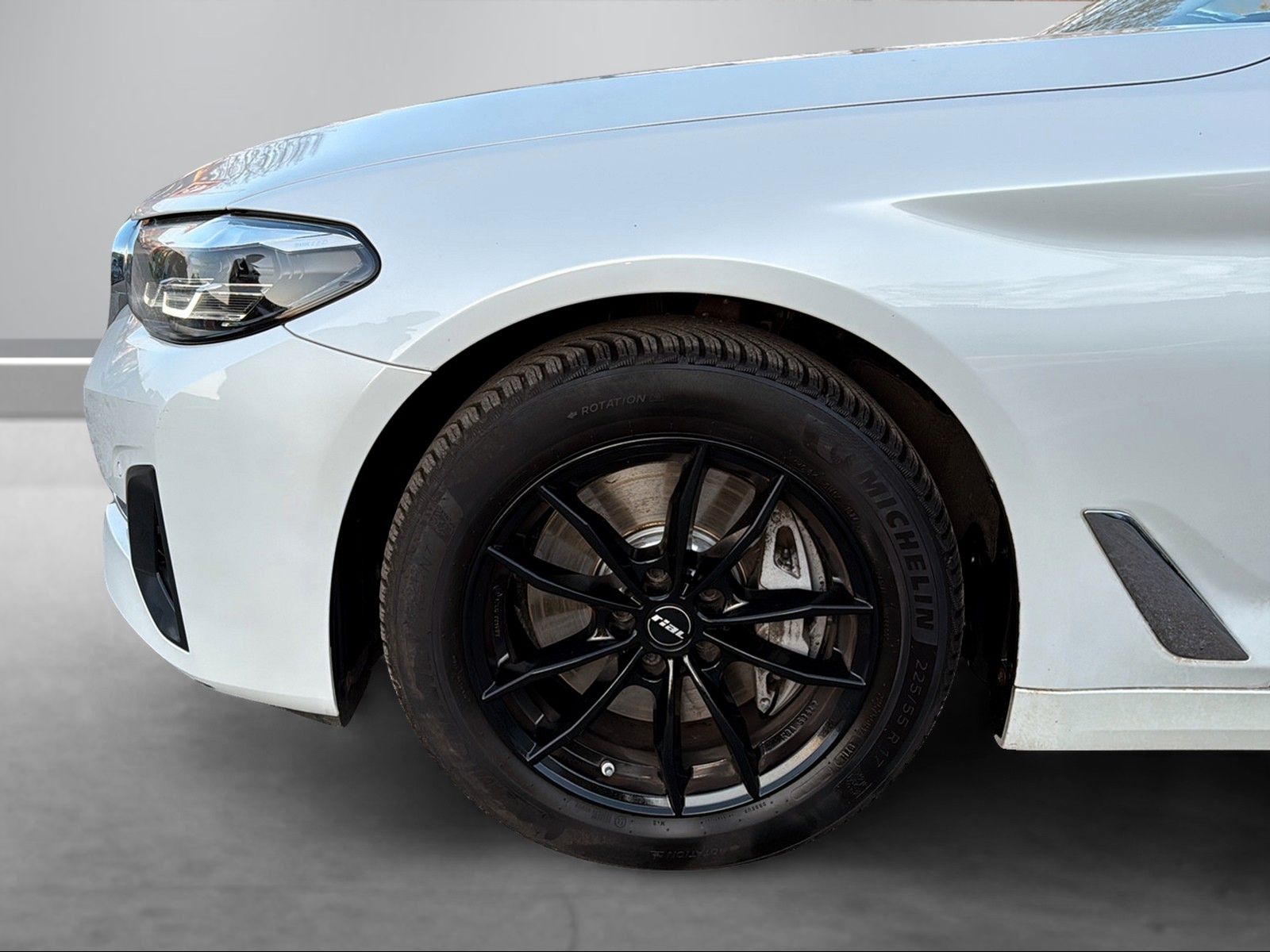 BMW 530 5 Limousine 530 d foto 16