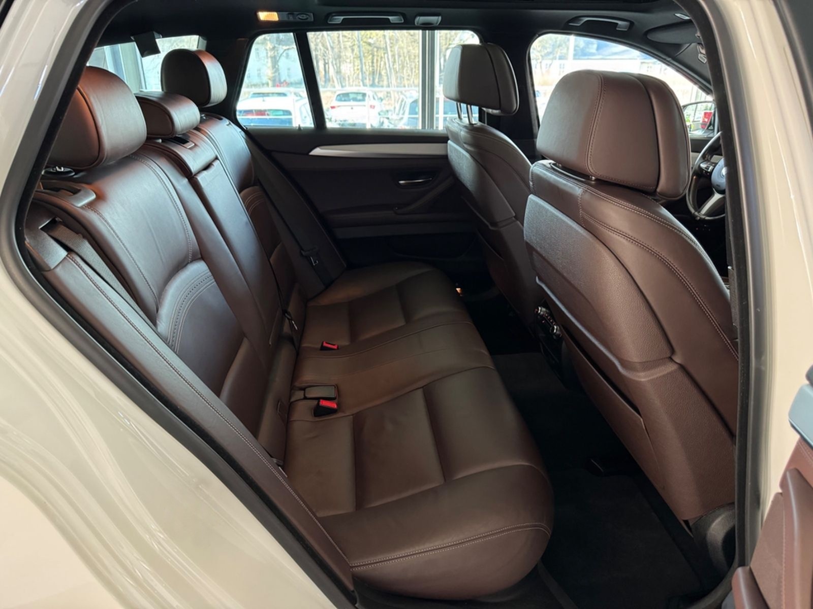 BMW M550 d xDrive LED/Kam/H&K/Softclose/Memory/Pano foto 16