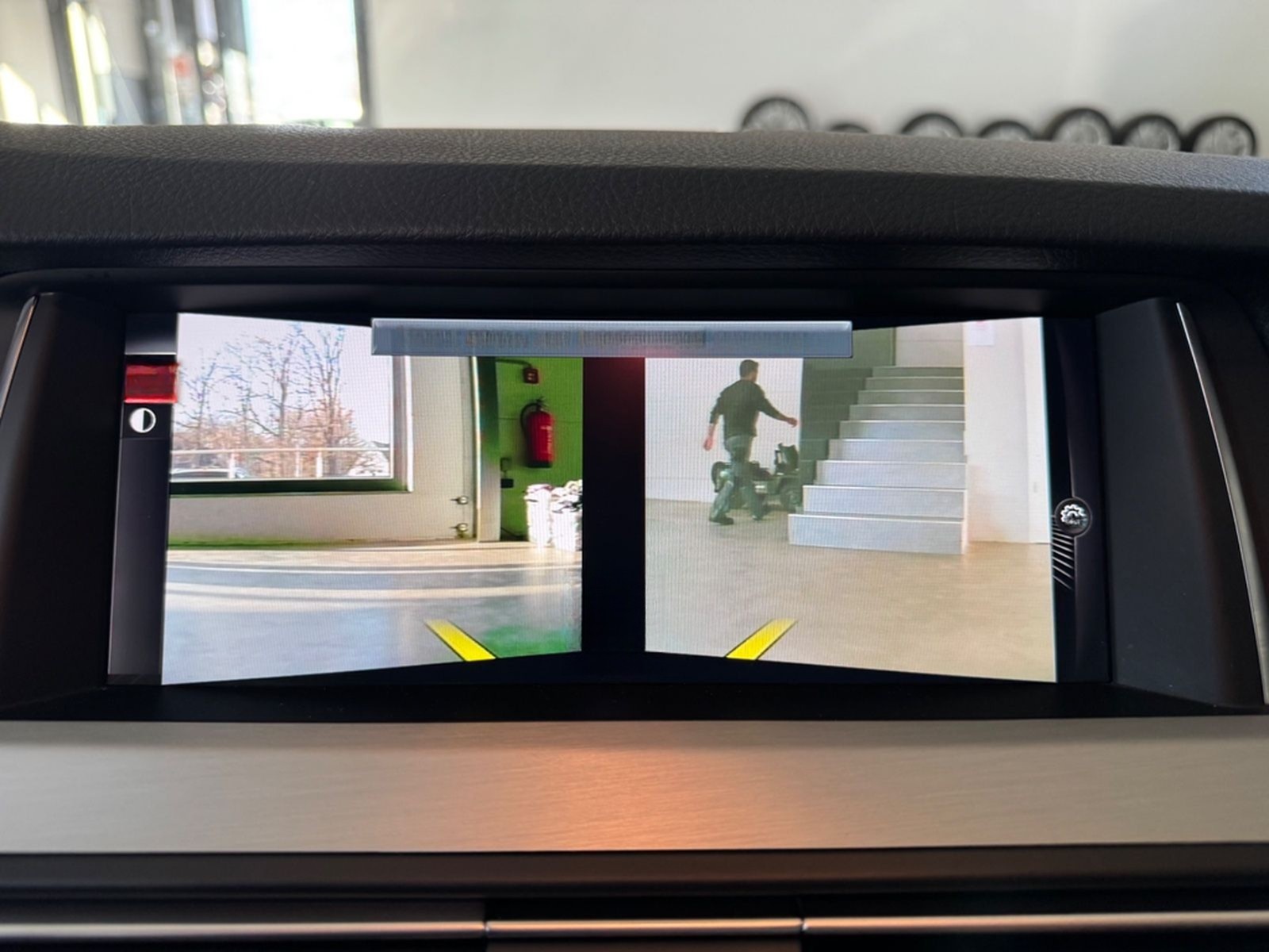 BMW M550 d xDrive LED/Kam/H&K/Softclose/Memory/Pano foto 23