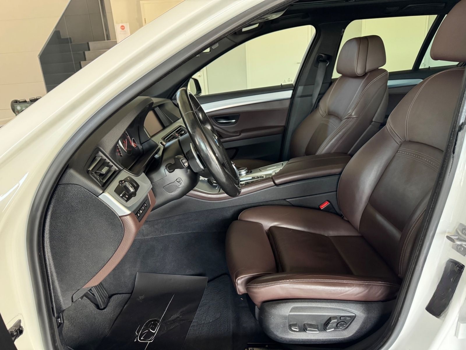 BMW M550 d xDrive LED/Kam/H&K/Softclose/Memory/Pano foto 10