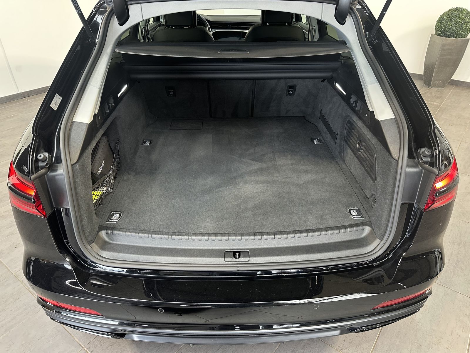 Audi A6 Avant 55 TFSIe Qu S-Line NAV+LED+PANO+ACC+KAM foto 6