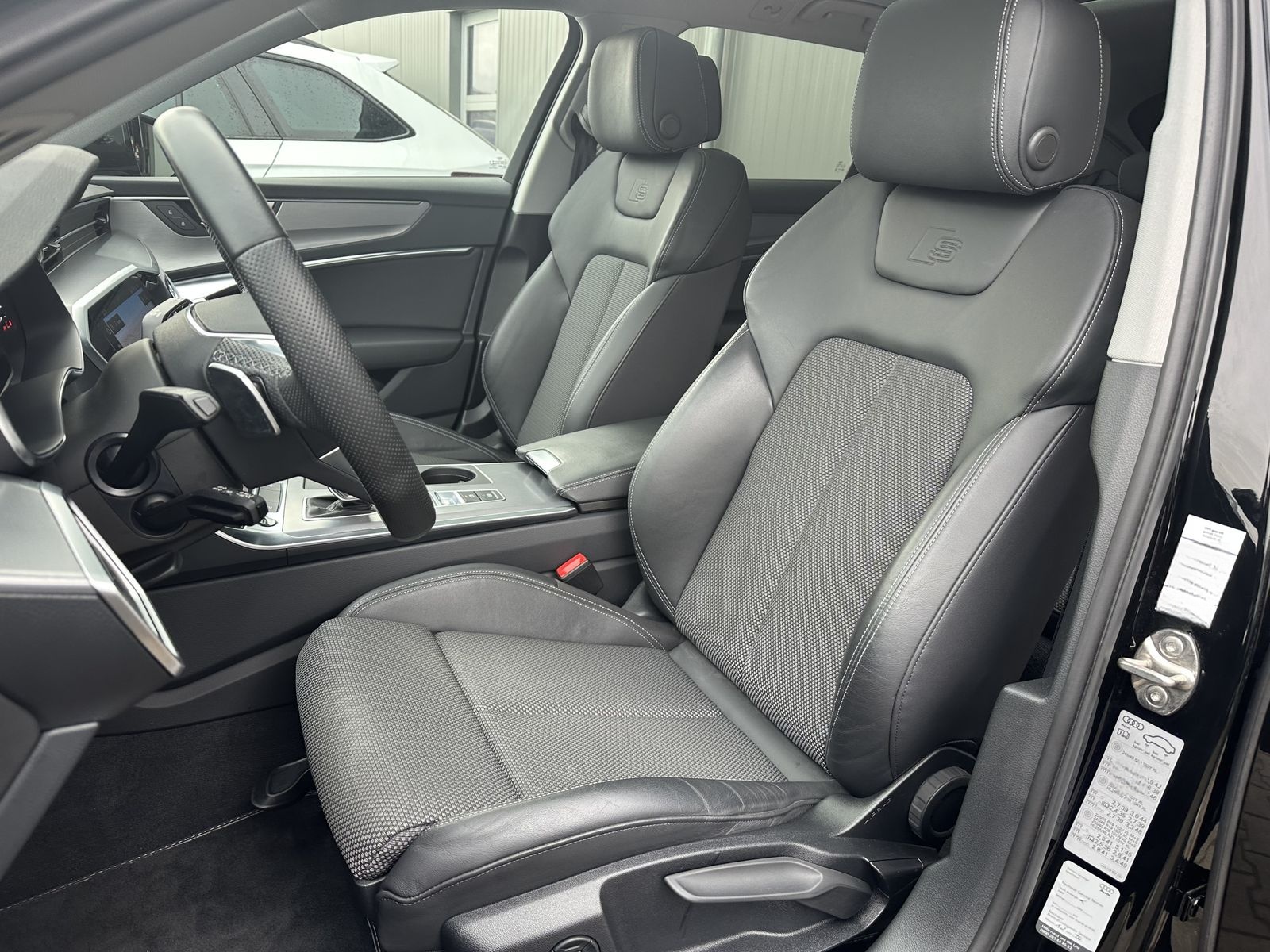 Audi A6 Avant 55 TFSIe Qu S-Line NAV+LED+PANO+ACC+KAM foto 9