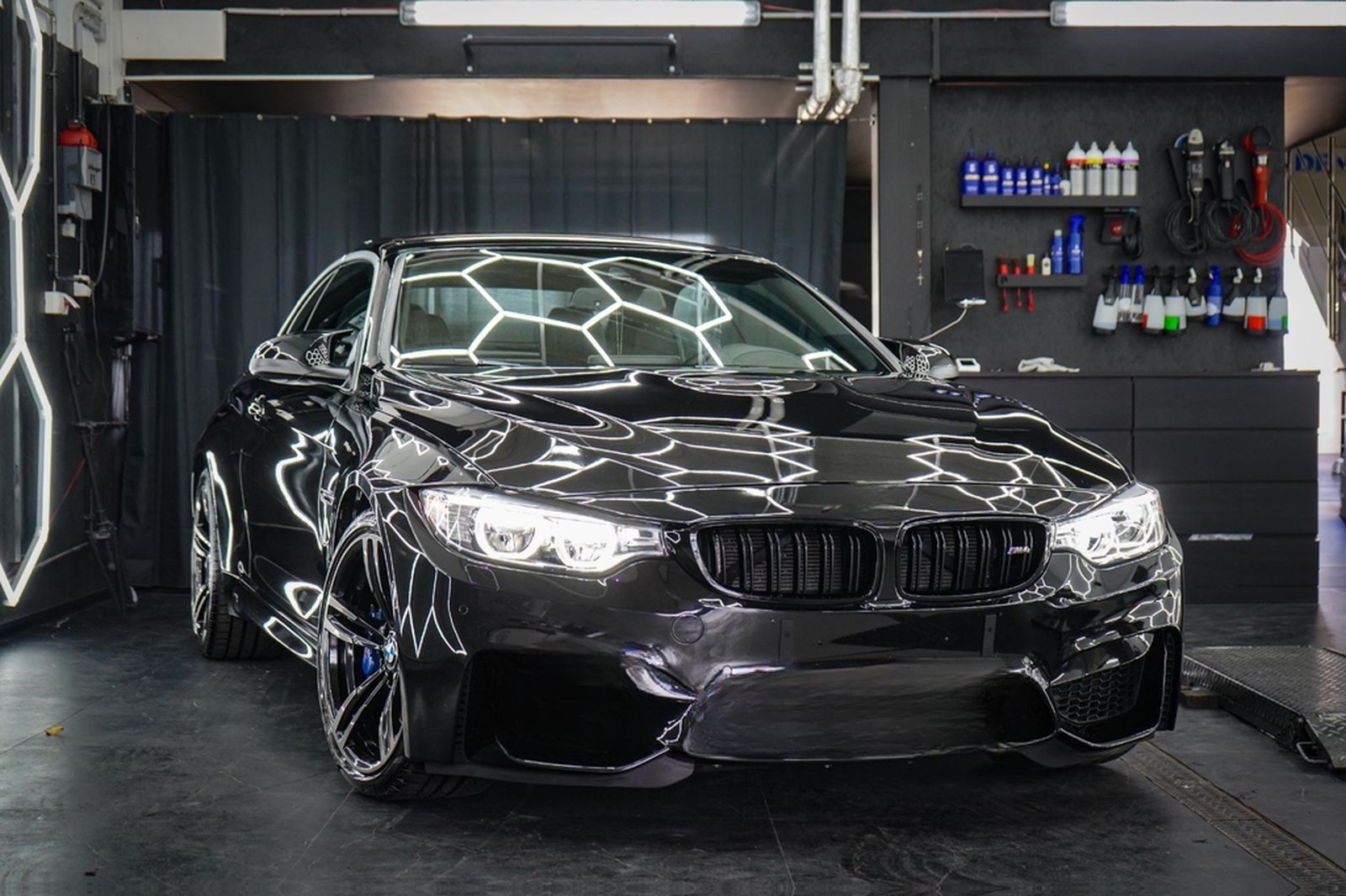 BMW M4 Cabrio M4 Deutsch M Performance Carbon TAUSCH foto 2