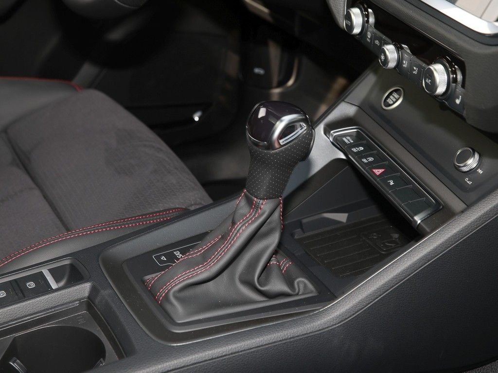 Audi Q3 Sportback 45 TFSI S line Matrix Panorama GWP foto 15