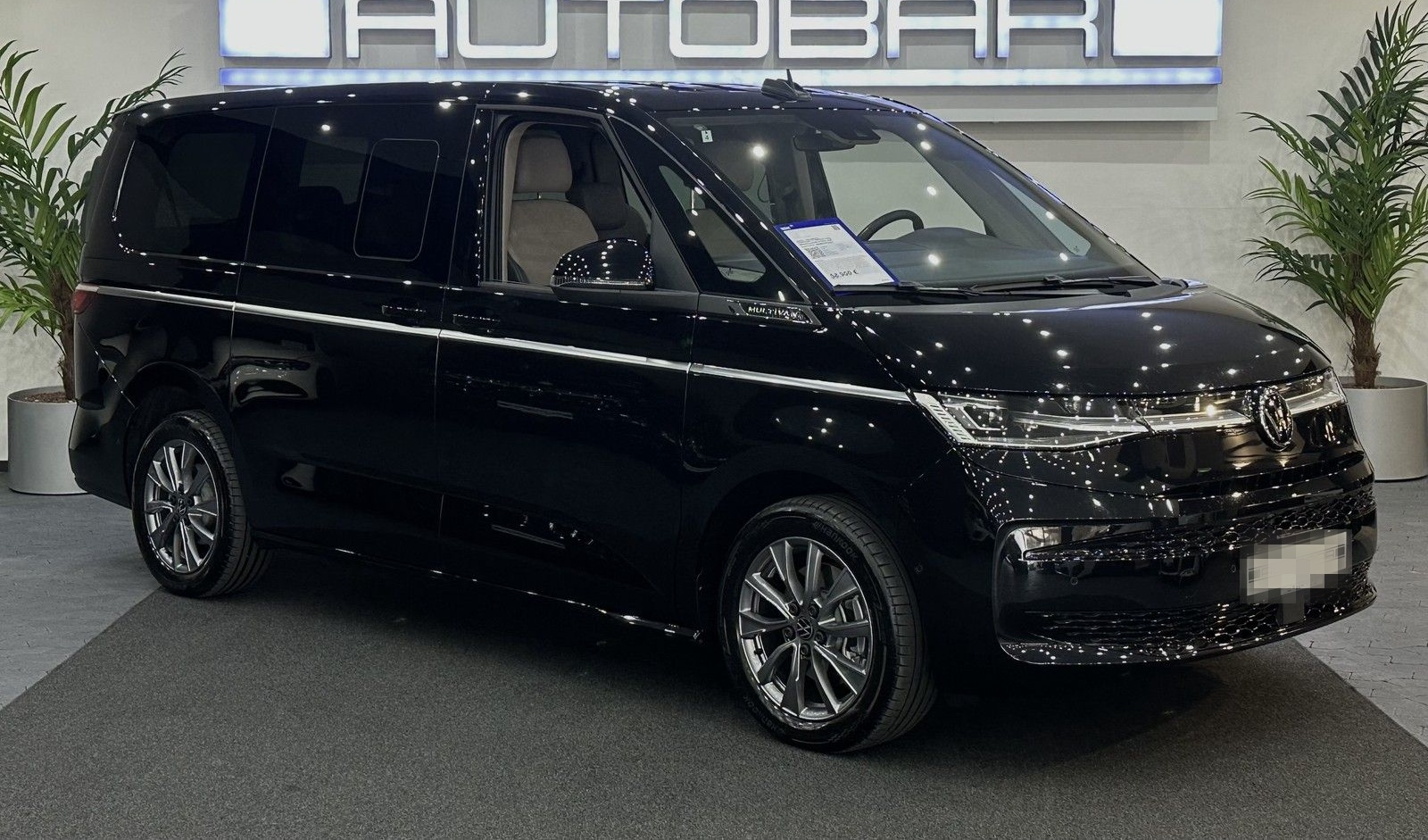 Volkswagen T7 Multivan Lang 5J.WERKSGARANTIE*DCC*AHK*EASYOP foto 2