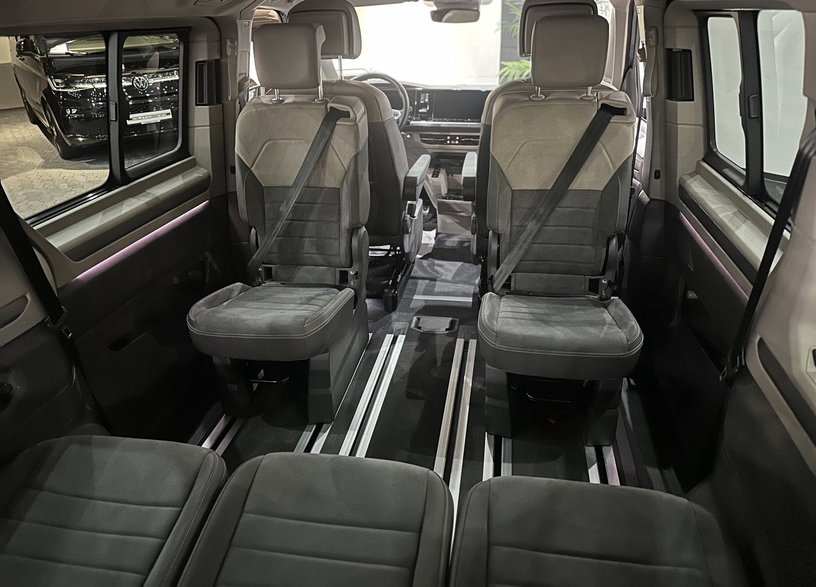 Volkswagen T7 Multivan Lang 5J.WERKSGARANTIE*DCC*AHK*EASYOP foto 11