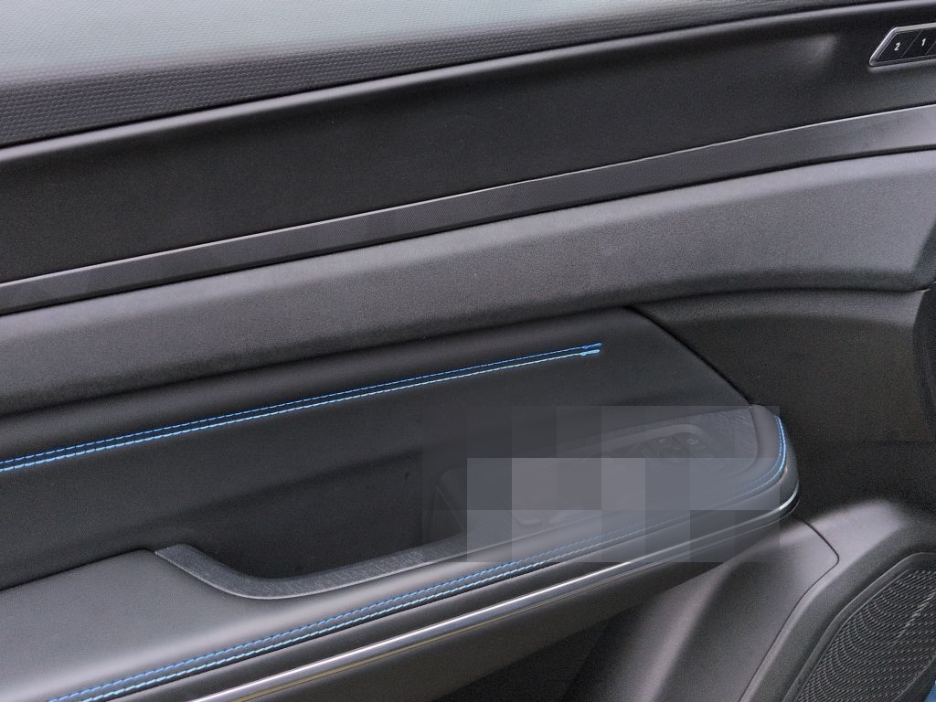 Lynk&Co 01 PHEV+360+LED+Panorama+ACC+BLIS+ foto 7